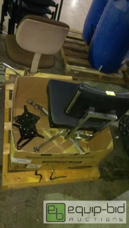 lot 1611 image: Two Rolling Chairs and Parts....