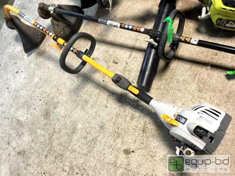 lot 5072 image: Ryobi 26-cc 18 in. Straight Shaft Gas Trimmer