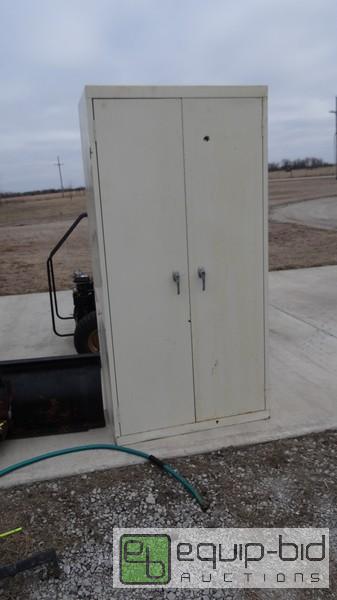 lot 1009 image: Upright 2 Door Storage Cabinet