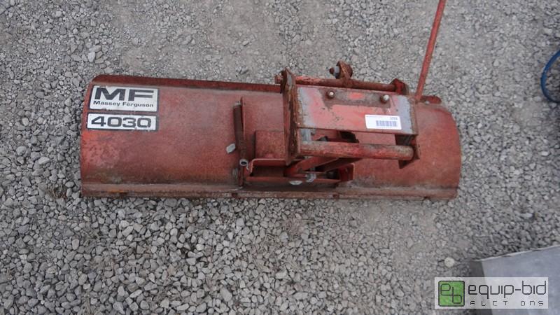 lot 1016 image: Massey Ferguson Snow Blade