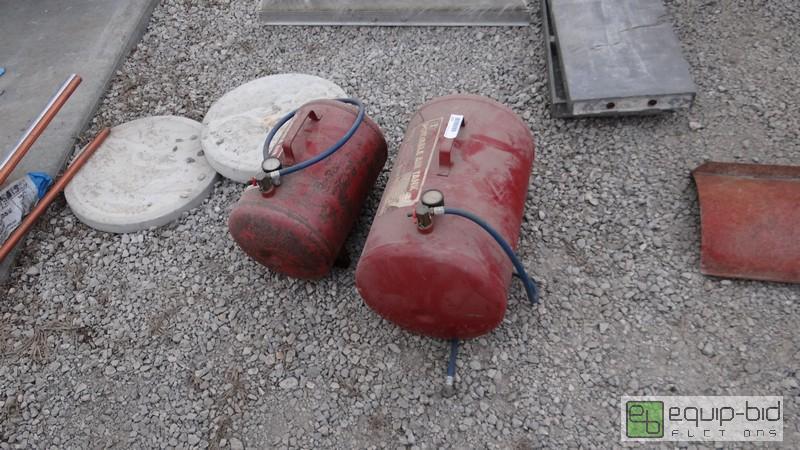 lot 1017 image: Pair Of Air Tanks