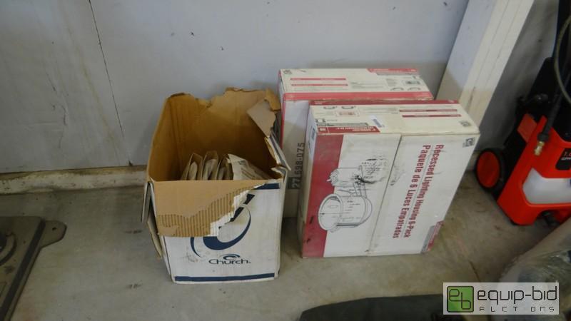 lot 1031 image: Lighting Lot