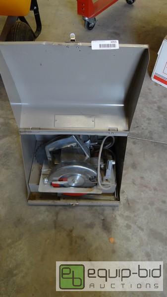 lot 1055 image: Powr Kraft 6 12 Circular Saw