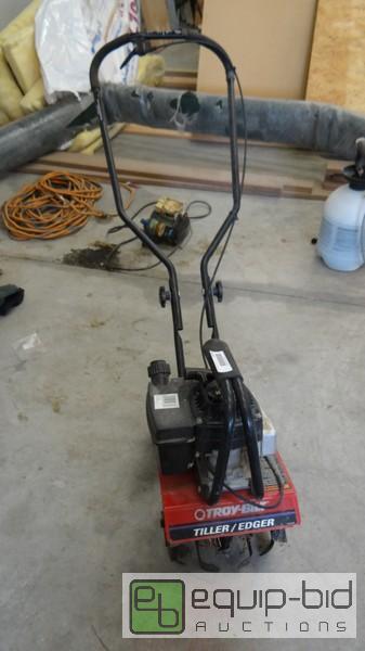 lot 1074 image: Troy-Bilt Tiller Edger