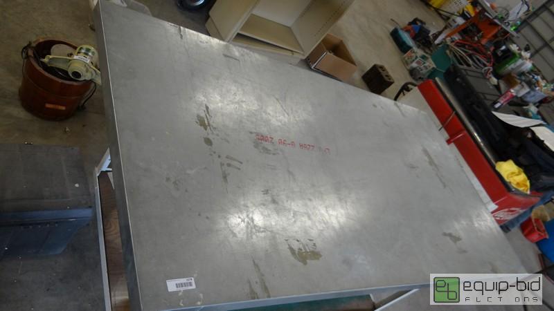 lot 1078 image: Steel Top Work Table On Casters