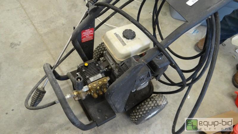 lot 1093 image: Comet Power Washer