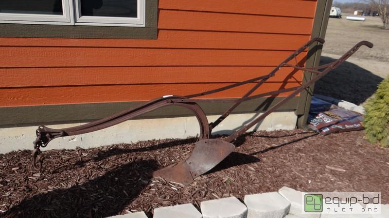 lot 1101 image: Antique Plow