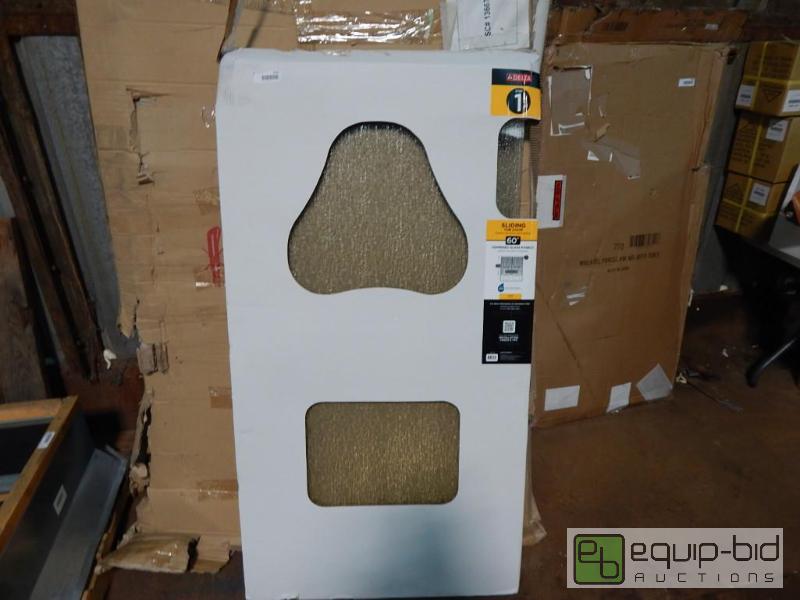 lot 2425 image: Delta Sliding Tub Door