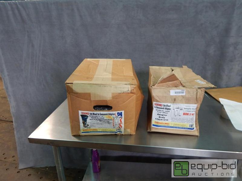 lot 2498 image: 5th Wheel To Gooseneck Adapter