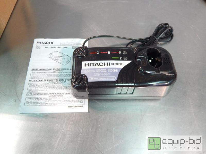 lot 2511 image: Hitachi Battery Charger