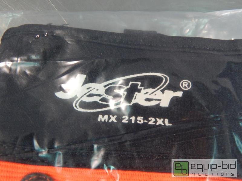 lot 2533 image: Lot of 3 Jester High Impact Gloves