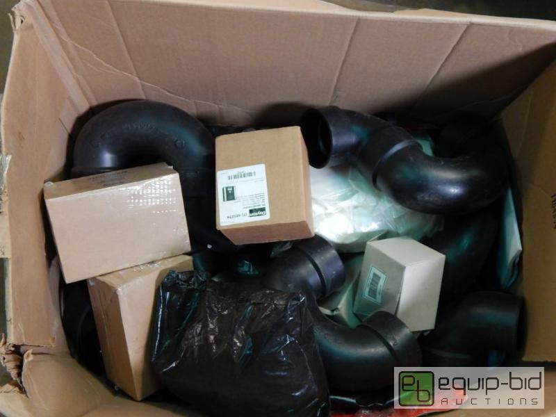 lot 2555 image: Lot of Misc hardware