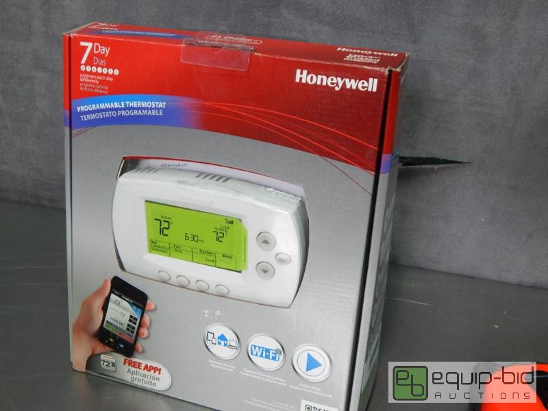 lot 2597 image: Honeywell Programmable Thermostat