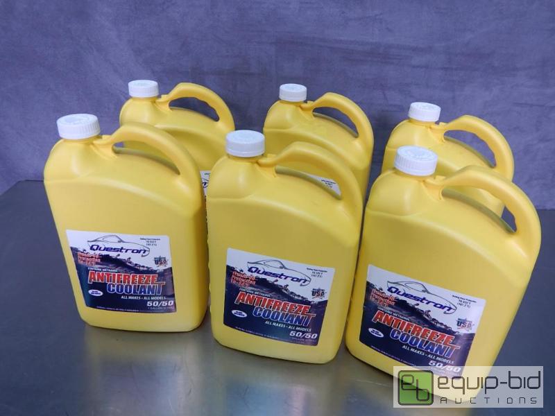 lot 2615 image: Lot of Antifreeze