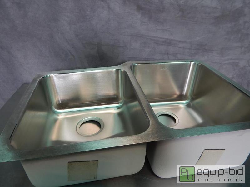 lot 2644 image: Elkay Sink