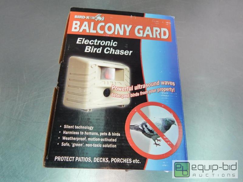 lot 2667 image: Bird-X Balconyu Gard Electronic Bird Chaser