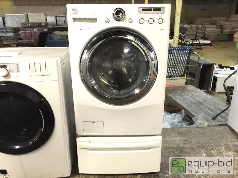 lot 5208 image: LG WM2455HW White 4.0 cu.ft. Front-Loading Washer