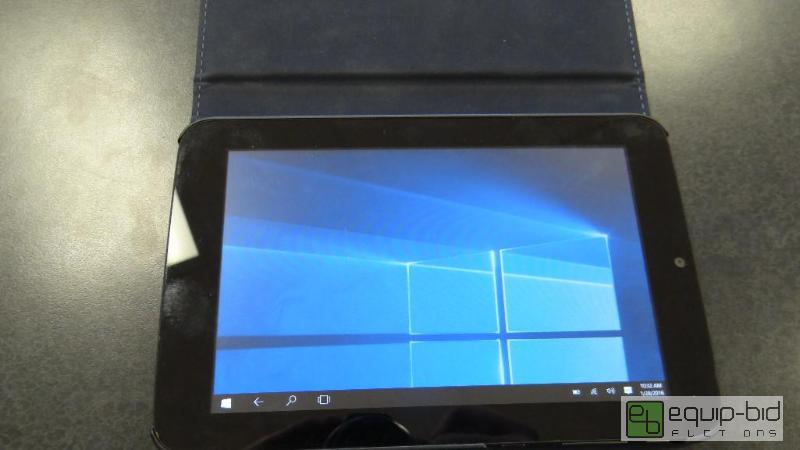 lot 183 image: WinBook Intel Tablet