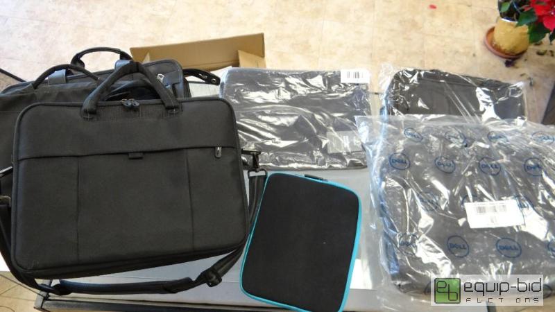 lot 194 image: Lot of 3 Laptop Bags