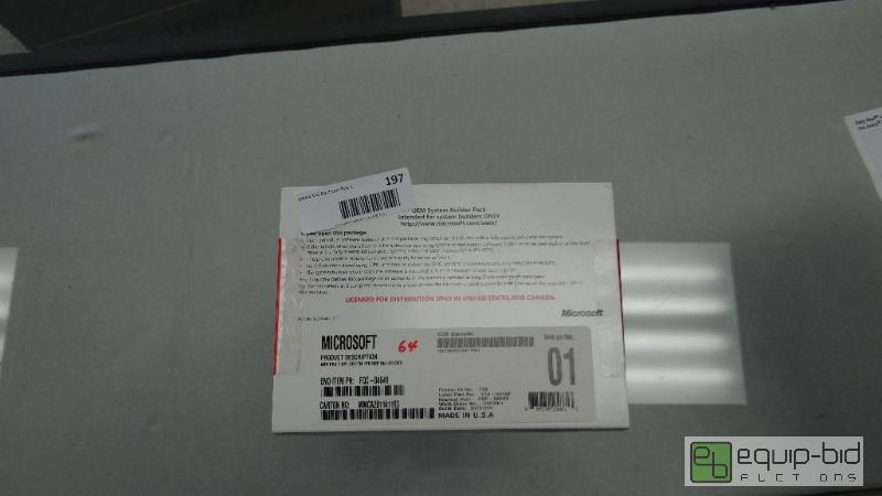 lot 197 image: Lot of Microsoft Windows Disc