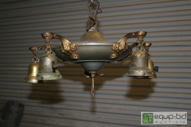 lot 2032 image: Antique chandelier...