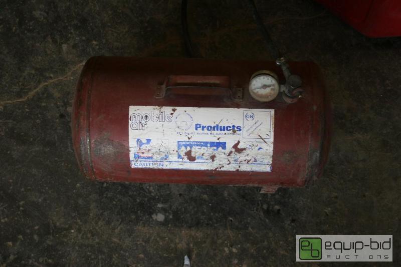 lot 2072 image: Mobil Air, 10Ga. air bubble...