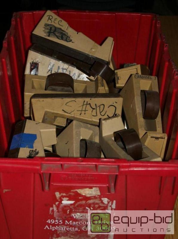 lot 2079 image: 19 tape dispensers...