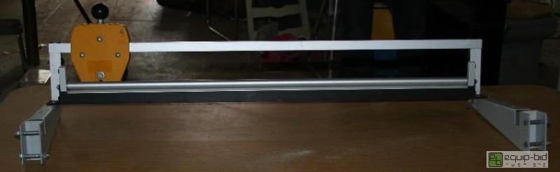 lot 2081 image: Industrial paper cutter, 44&quot wide...