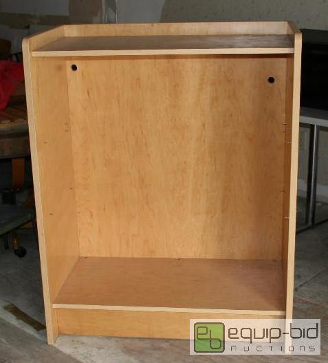 lot 2085 image: Display cabinet, has glass shelf. 48&quottal...