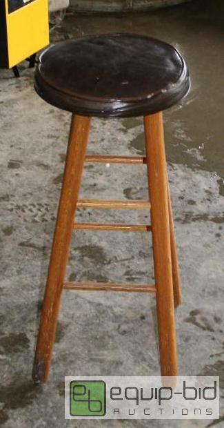 lot 2093 image: Barstool, 31&quottall...