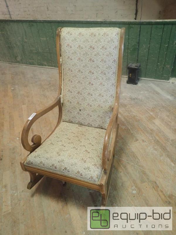 lot 2694 image: Vintage Wood Framed Rocking Chair