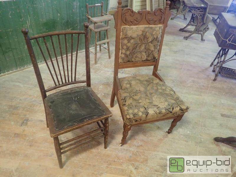 lot 2695 image: (2) Vintage Seating Chairs