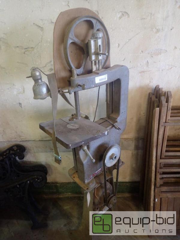 lot 2709 image: Rockwell Band Saw