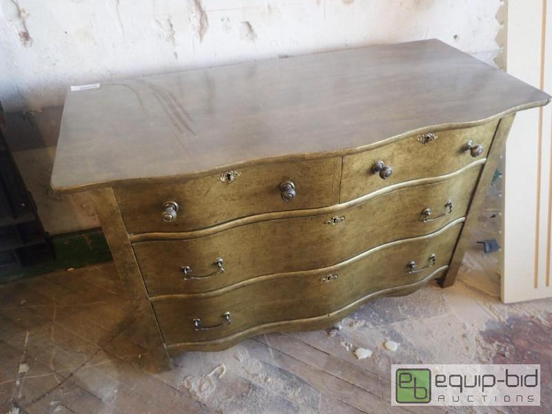 lot 2713 image: 4 Drawer Cloths Dresser
