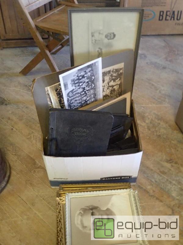 lot 2745 image: St Joe Personal Photo Collections