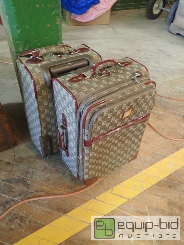 lot 2751 image: (2) Claiborn Travel Bags