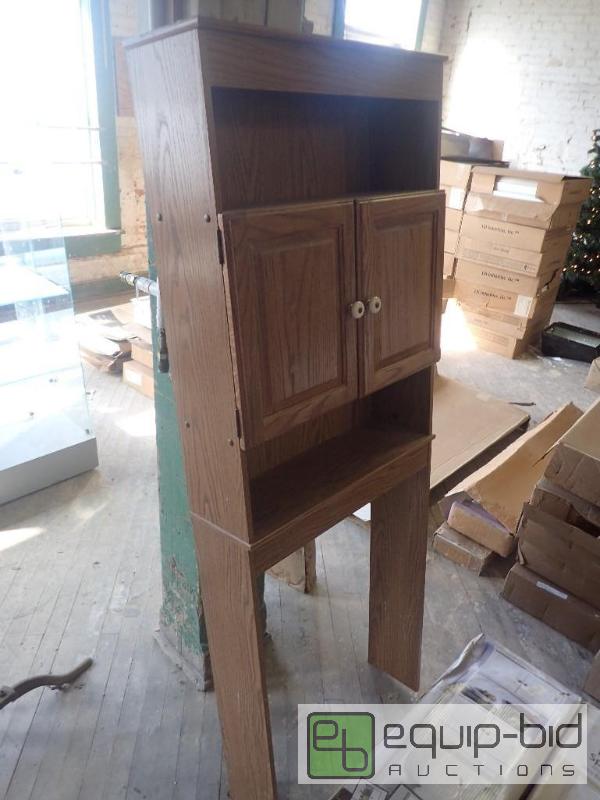 lot 2776 image: (2) Bathroom Space Saver Cabinets