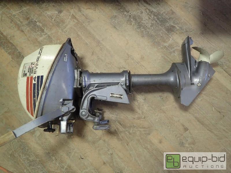 lot 2798 image: Small Evinrude Outboard Motor