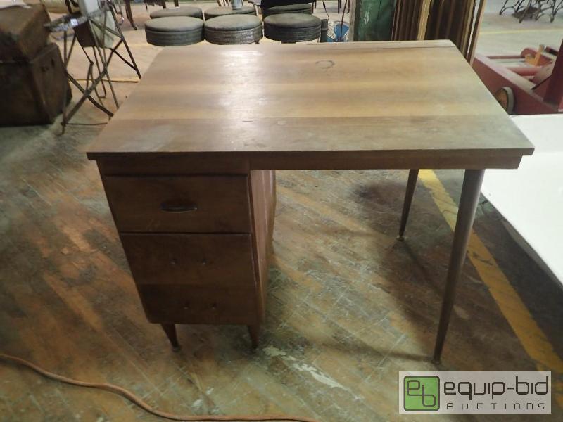 lot 2799 image: Solid Dark Wood 2 Door Desk