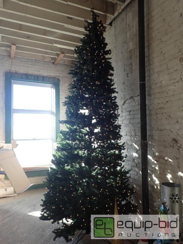 lot 2802 image: 12 ft Christmas Tree