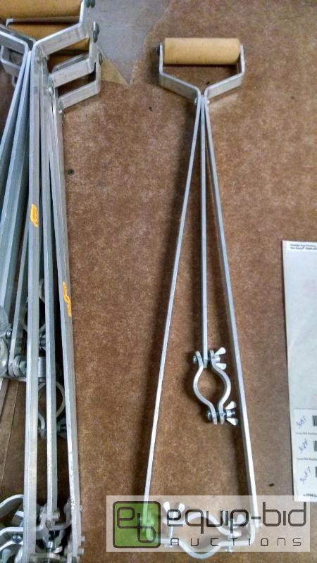 lot 3081 image: 11 shovel leverage handles, attaches to shove...
