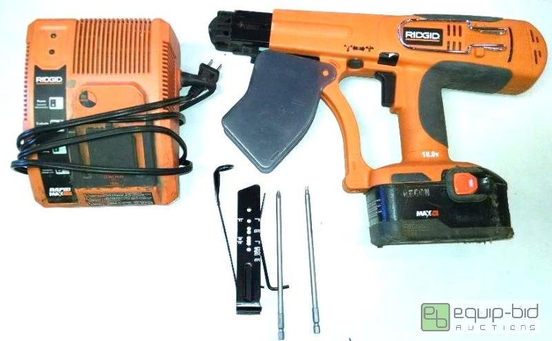 lot 4042 image: Ridgid collated screwgun 18 volt cordless,inc...