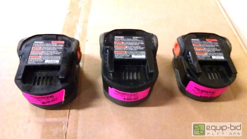 lot 4055 image: Qnty 3 Ridgid 12 volt batteries, model&nbsp1...