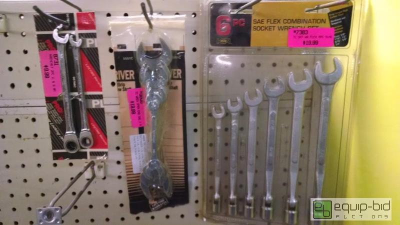 lot 4207 image: 6 pc sae flex wrenches with socket on end,7 p...