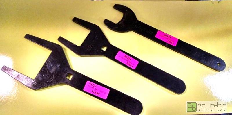 lot 4212 image: Ford fan clutch wrenches, 1 78 , 58 mm, 3 1...