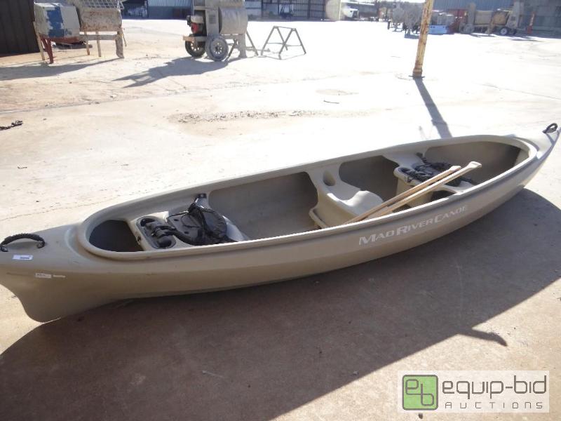 lot 661 image: 14 ft Mad River Canoe with 2 paddles....