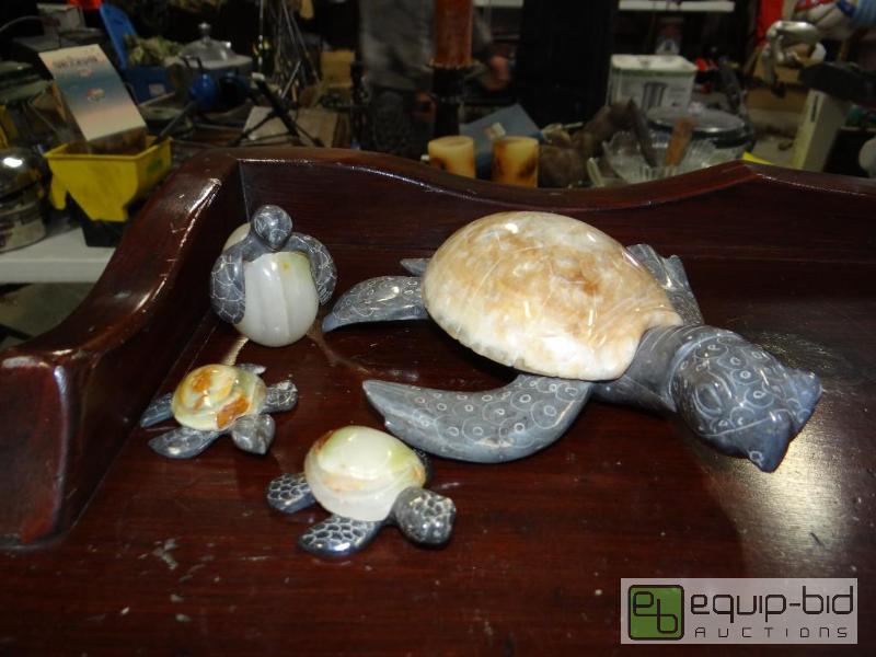 lot 775 image: Real stone turtle family. 4 pc set....