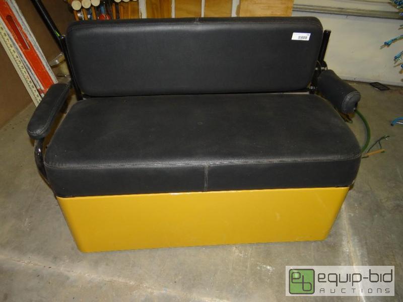 lot 793 image: Vintage padded metal bench....