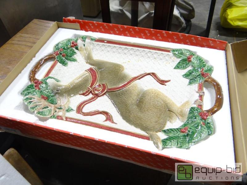 lot 803 image: Fitz &amp Floyd Holiday Leaves deer platter ...