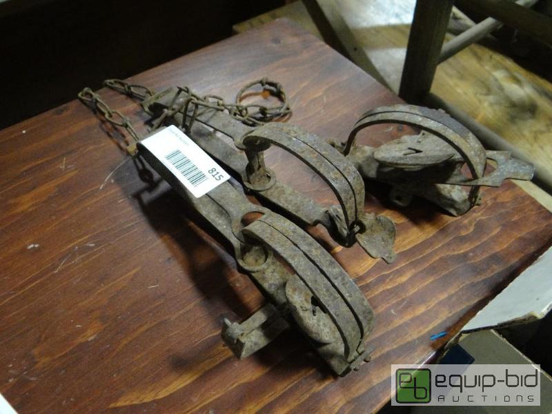 lot 815 image: Lot of 3 old foot traps....
